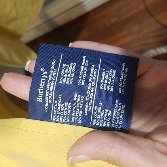 Burberry Vintage Jacket - Picture 9 of 16